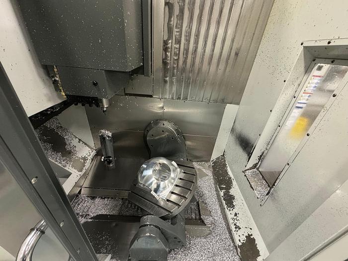 Used 2013 HAAS UMC-750