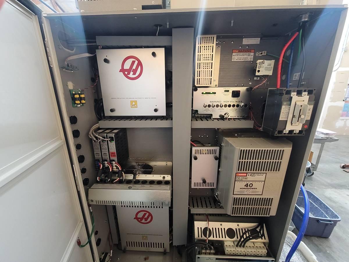 Used 2014 HAAS VF-2 3-axis Vertical Machining Center