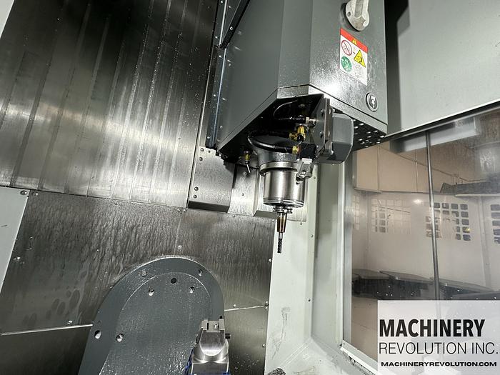 Used 2022 HAAS UMC-500SS Pallet Pool 5-Axis 12,000 RPM Spindle CNC Vertical Machining Center ***Like New 80 Cutting Hours***