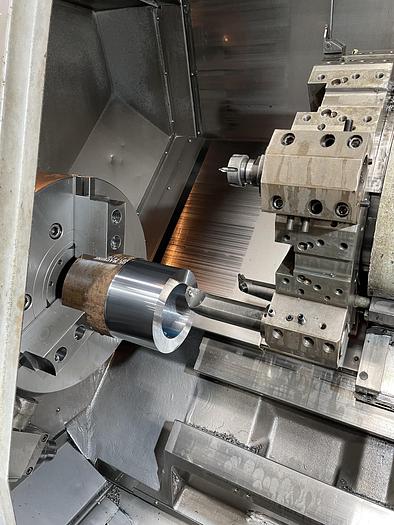 Used 2007 DOOSAN PUMA 400LC CNC Turning Center