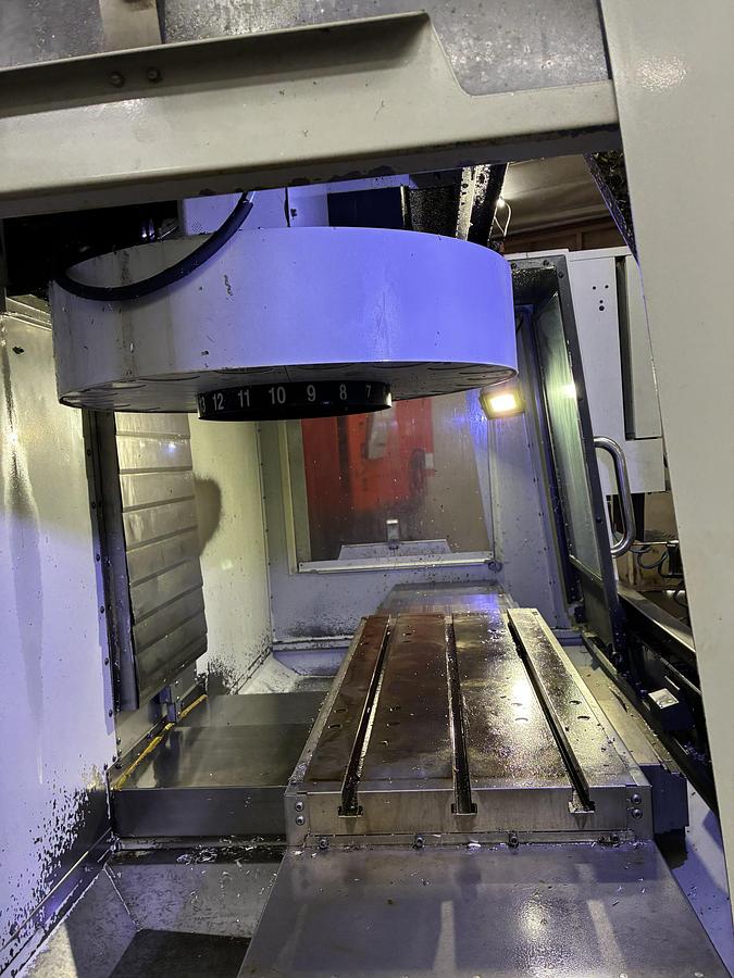 Used 2017 HAAS VF-2 CNC Vertical Machining Center *** Low Hours***