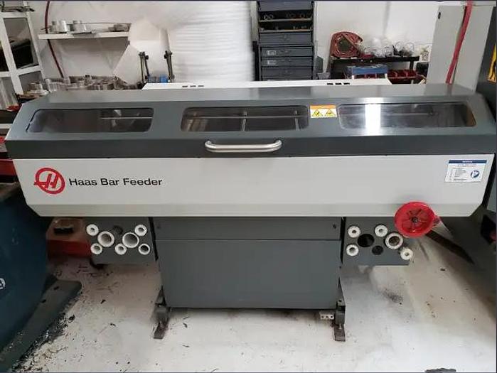 Used 2020 HAAS ST-15 CNC Turning Center With Tailstock / Parts Catcher / Tool Pre-Setter / Barfeeder