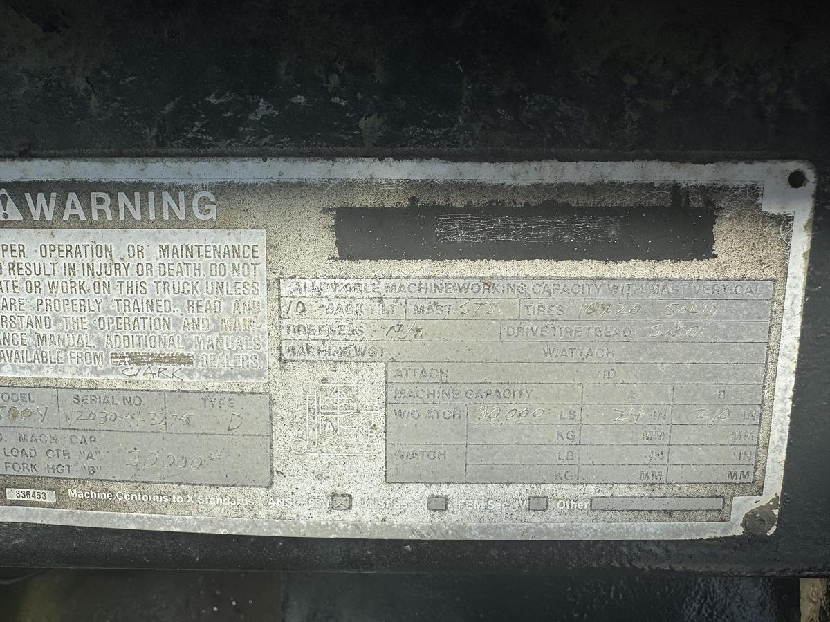 Used CLARK 30,000 FORKLIFT