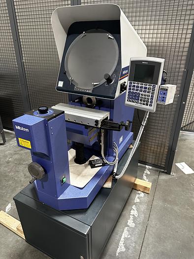 Used Mitutoyo PH-A14 Optical Comparator