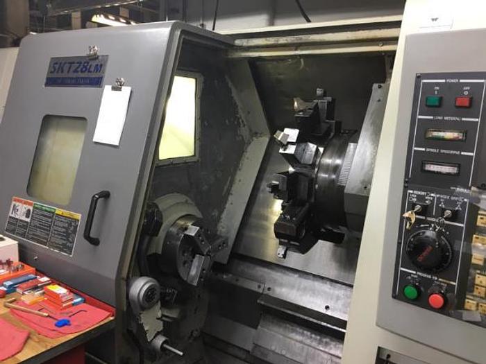 Used 2005 HYUNDAI KIA SKT 28LM CNC Turning Center
