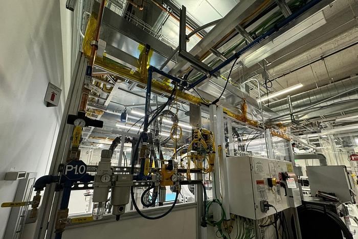 Used 2020 KUKA Robotic Adhesive Work Cell KR60-3 6-Axis Robot