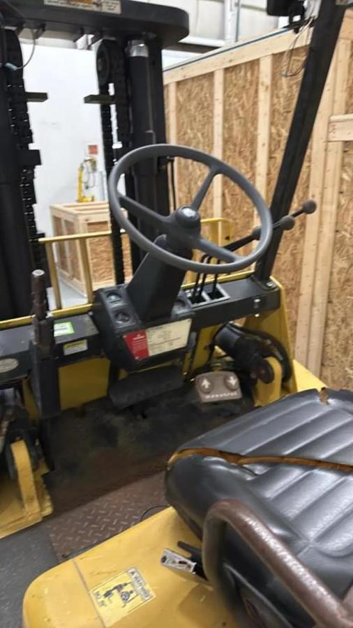 Used HYSTER H110XL 11,000 pound Forklift with 8' Forks