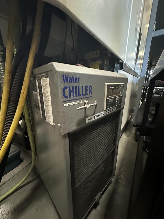 Used 2018 HWACHEON Hi-M G1 CNC High Speed High Precision Vertical Machining Center