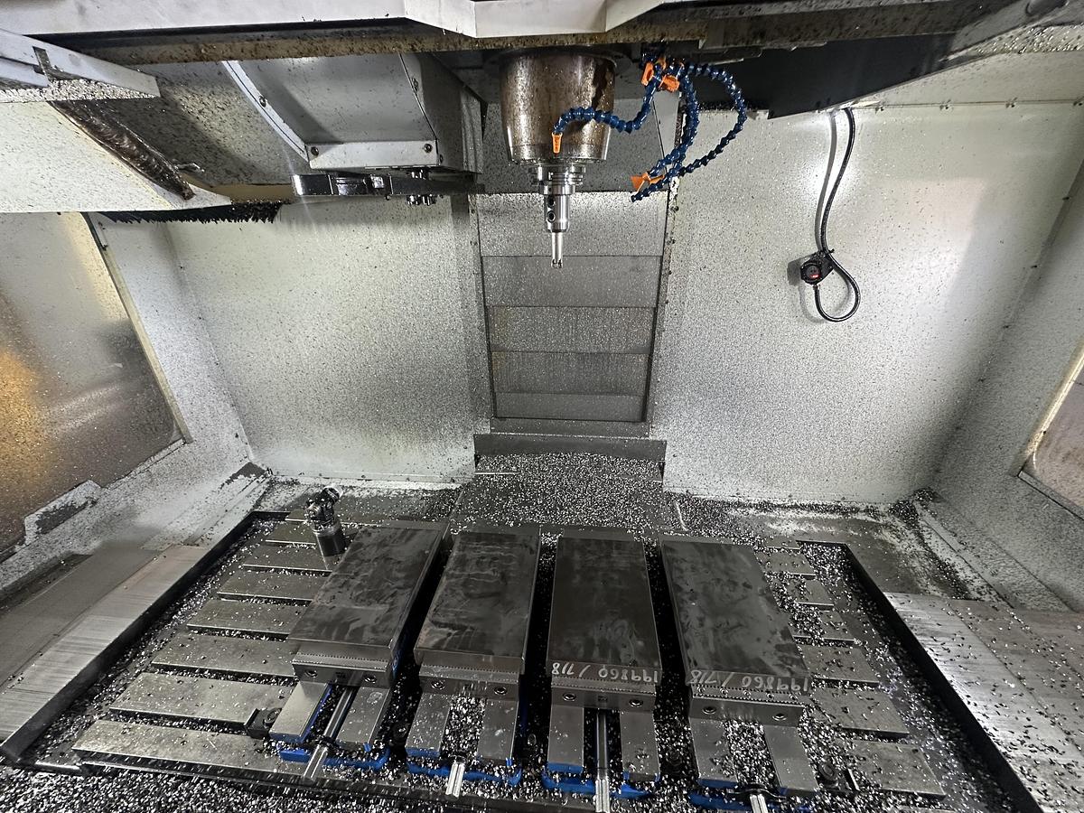 Used 2007 HAAS VF-3YT/50 4-Axis CNC Vertical Machining Center
