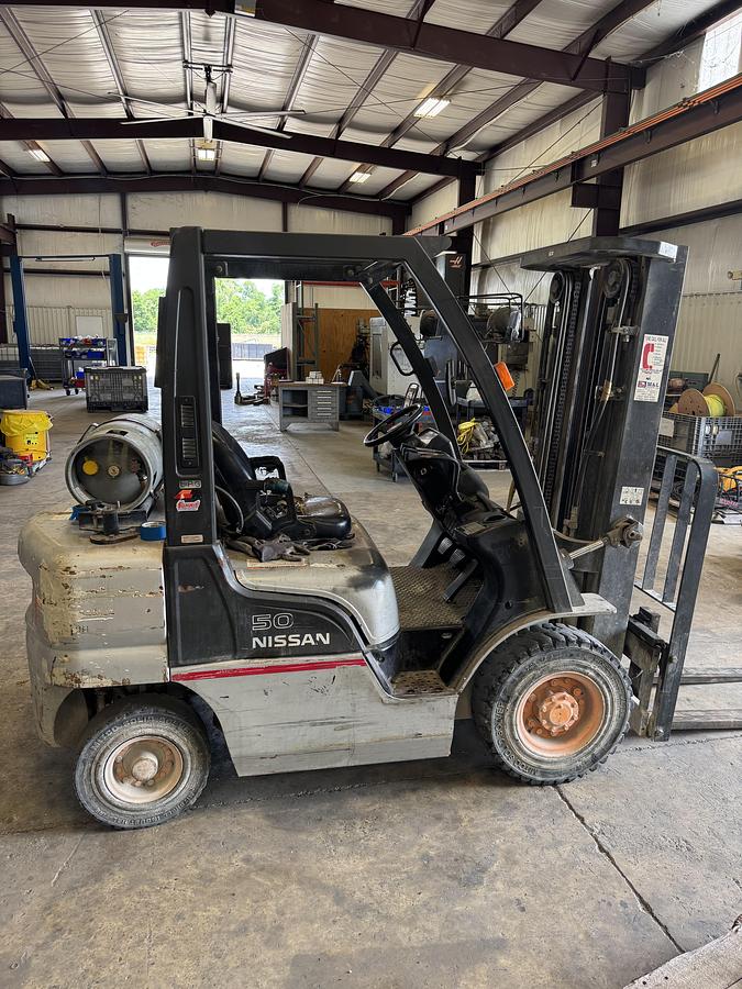 Used NISSAN MCPL02A25LV Forklift Trucks