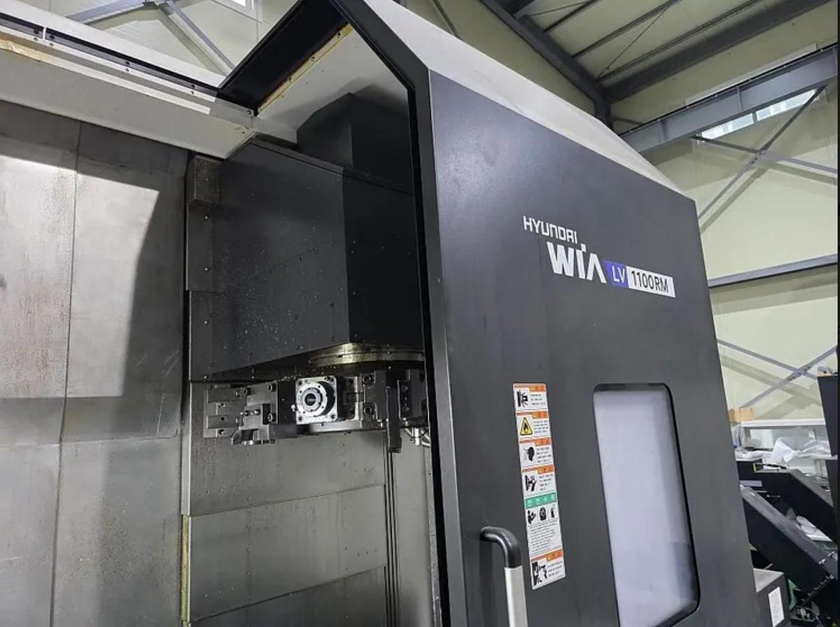 Used 2020 HYUNDAI WIA 1100RM CNC VERTICAL BORING MILL WITH MILLING