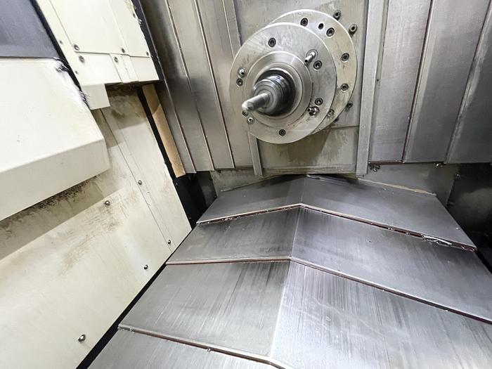 Used 2013 HYUNDAI WIA HS4000I 4-Axis Horizonta Machining Center with Pallet Changer