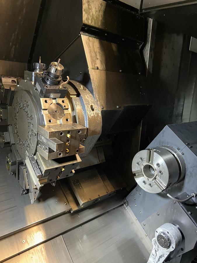 Used 2011 DOOSAN PUMA 2600BSY sub spindle Y axis Low Hours 