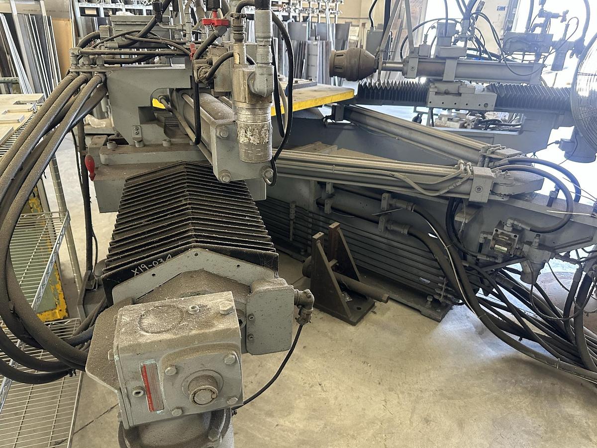 Used Hufford A-8 Stretch Forming Machine