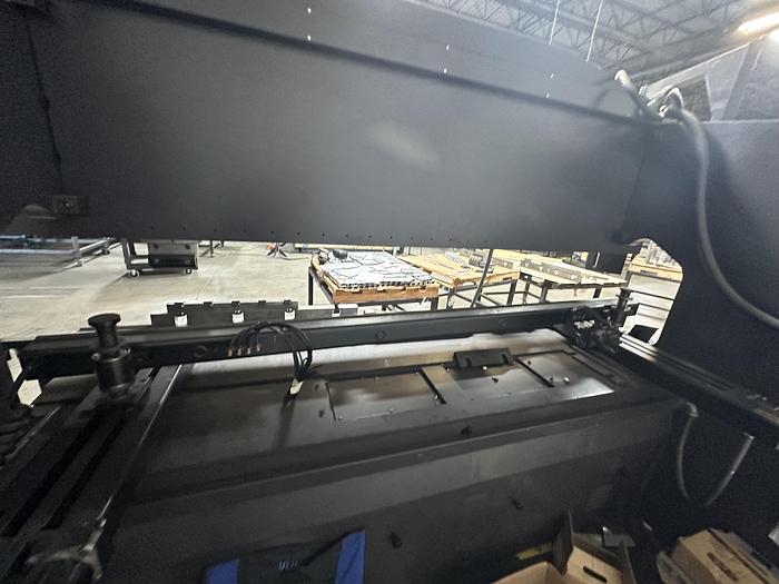 Used 2000 Amada  RG-100 100 Ton CNC Press Brake