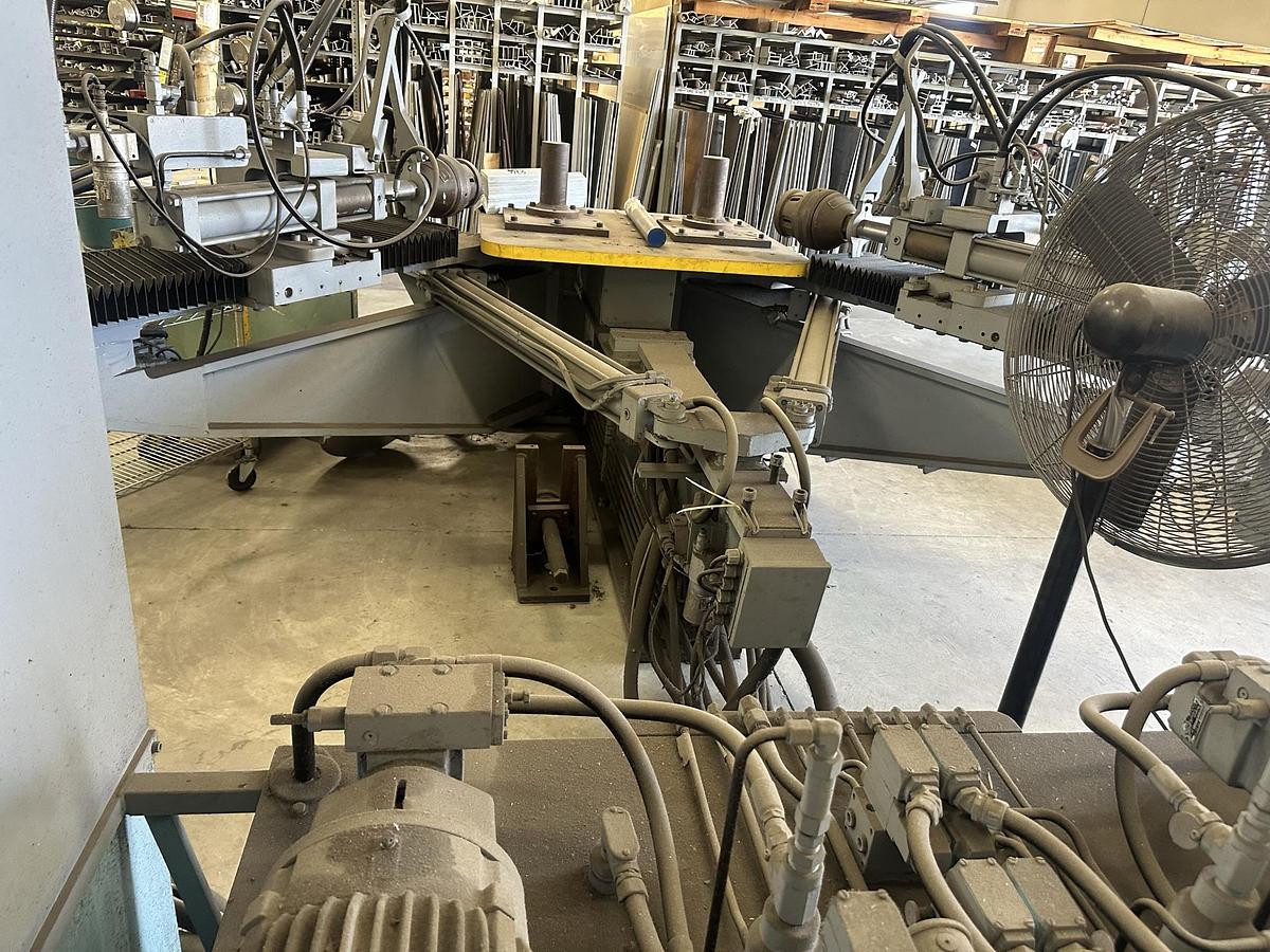 Used Hufford A-8 Stretch Forming Machine