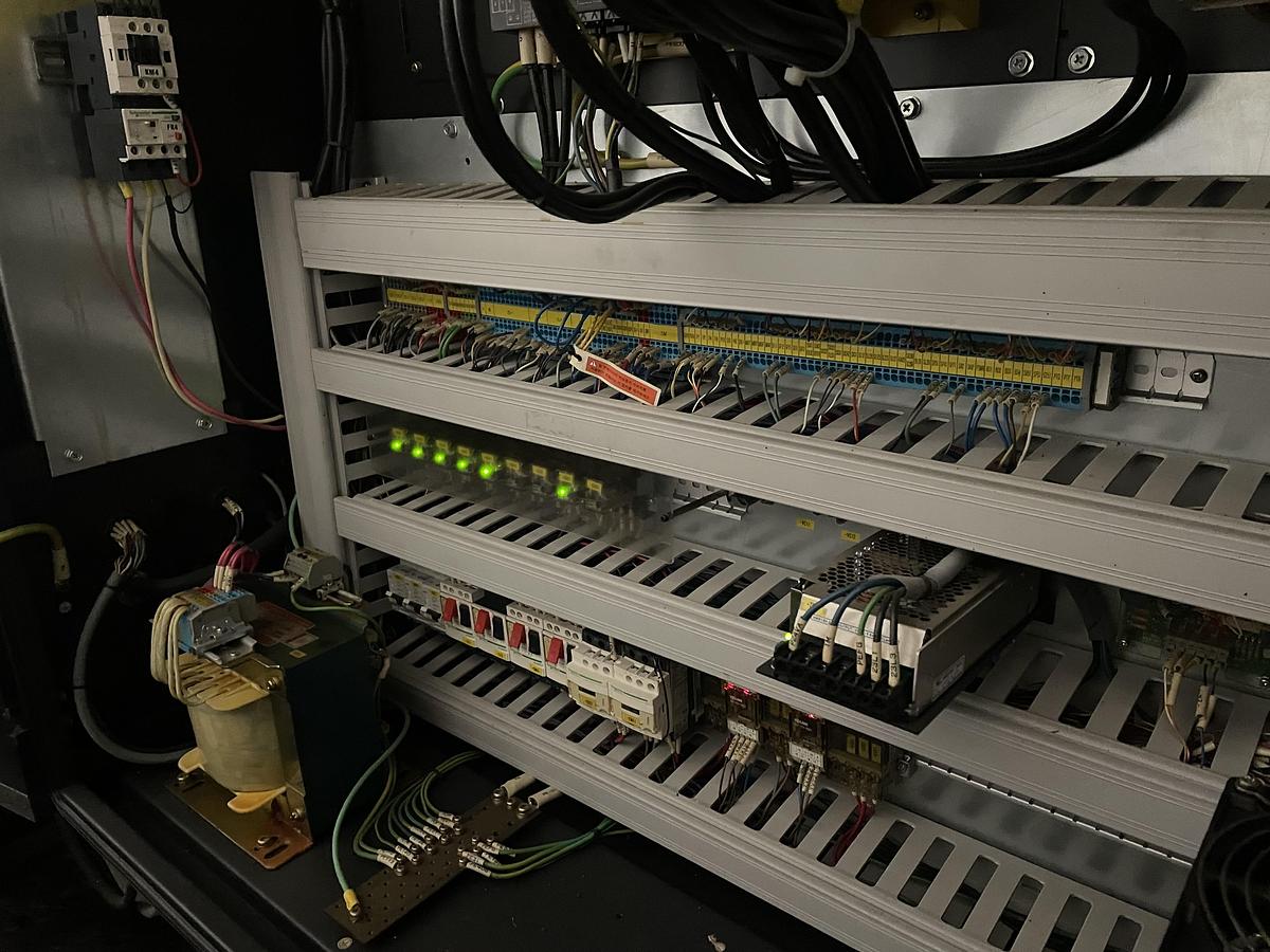 Used 2012 DOOSAN Lynx 300 CNC Lathe