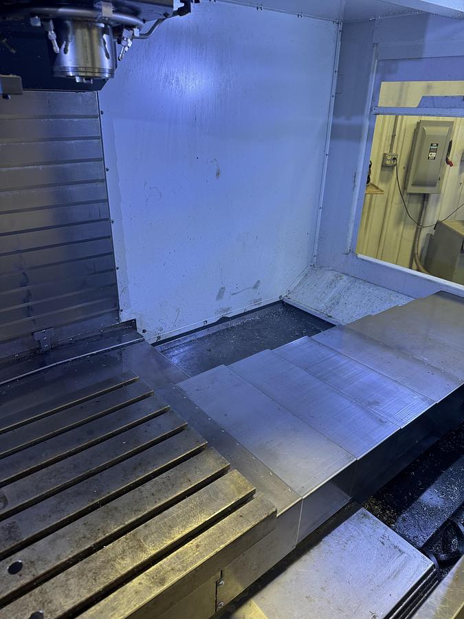 Used 2019 HAAS VF-5XT CNC Vertical Machining Center Like Brand New Low Hours