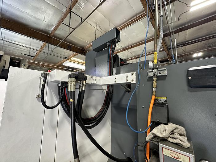 Used 2010 YCM XV1020A CNC Vertical Machining Center