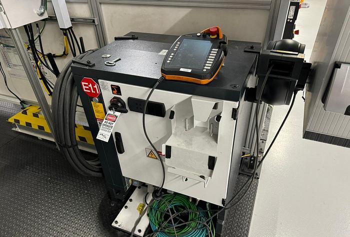 Used 2020 KUKA Robotic Adhesive Work Cell KR60-3 6-Axis Robot