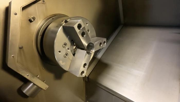 Used 2011 HAAS SL-40 CNC Turning Center with Live Tooling / C-Axis / Programmable Tailstock