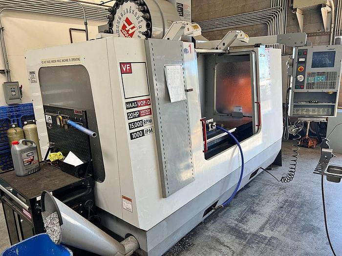Used 2004 HAAS VF-3D CNC Vertical Machining Center