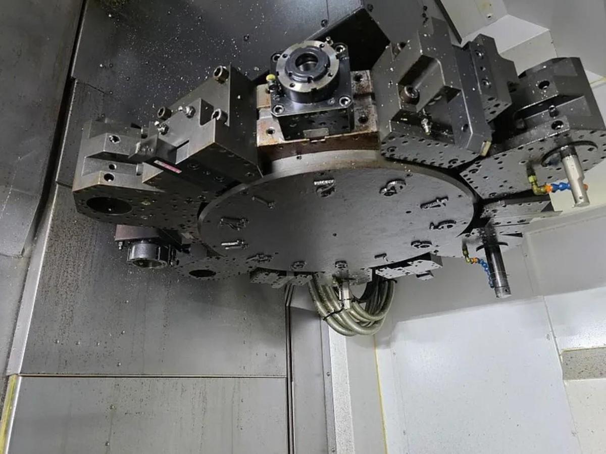 Used 2020 HYUNDAI WIA 1100RM CNC VERTICAL BORING MILL WITH MILLING