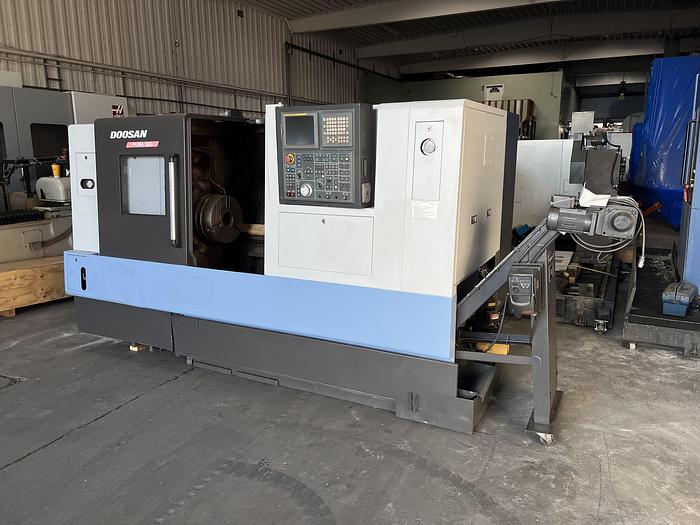Used 2007 DOOSAN 300C CNC Lathe