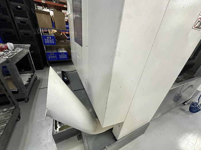 Used 2010 YCM XV1020A CNC Vertical Machining Center