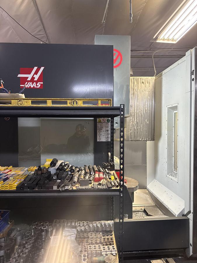 Used 2016 HAAS UMC-750SS 5-Axis CNC Vertical Machining Center