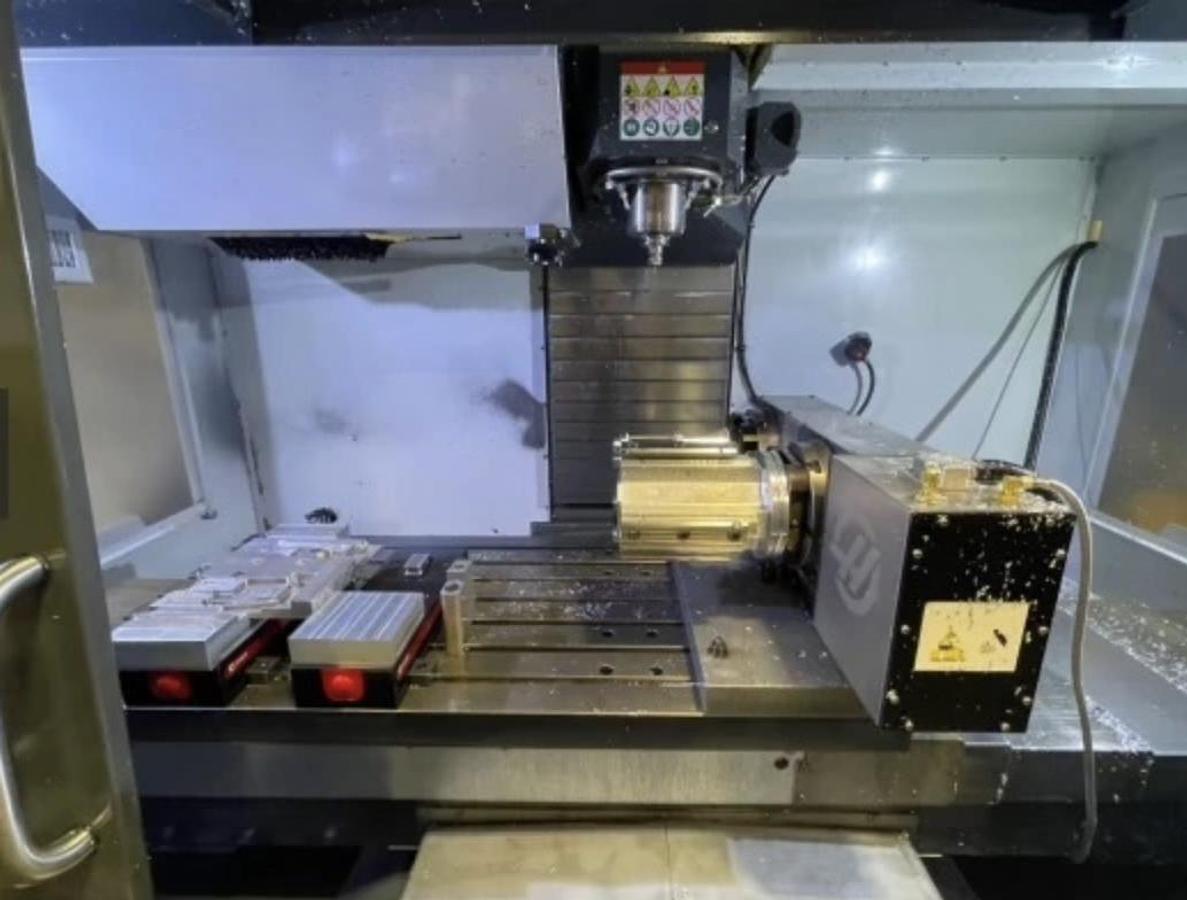 Used 2020 HAAS VF-3SSYT CNC Vertical Machining Center