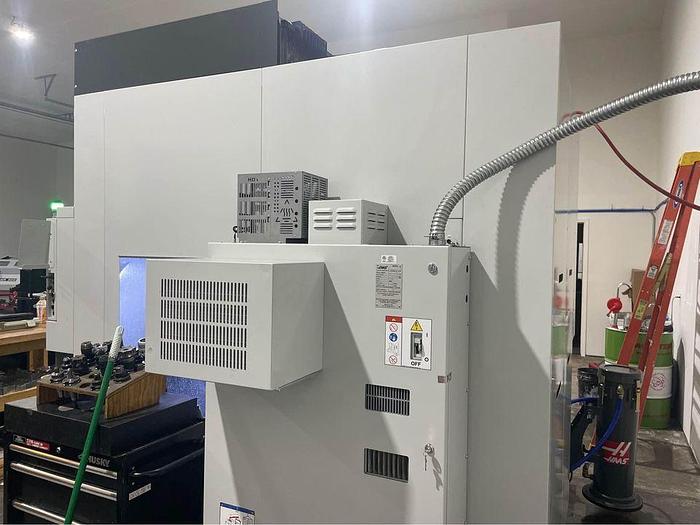 Used 2020 HAAS UMC-500SS 5-Axis 10,000 RPM CNC Vertical Machining Center ***LowHours***