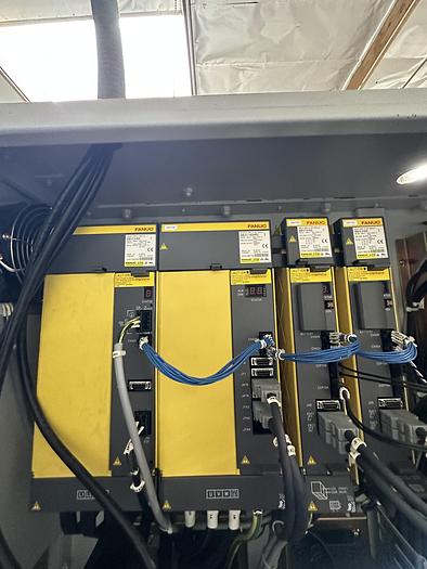 Used 2005 Mori Seiki DuraCenter 5 CNC Vertical Machining Center