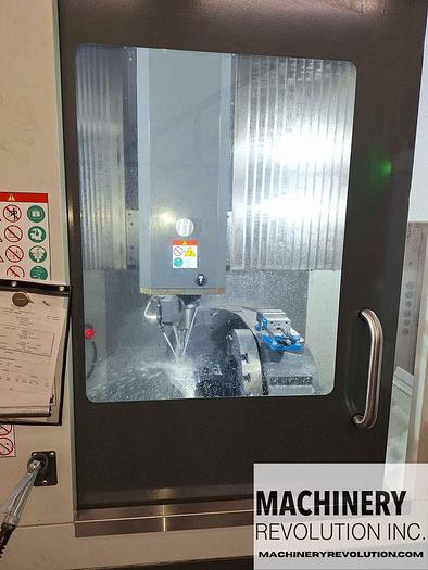 Used HAAS UMC-750SS 5-Axis CNC Vertical Machining Center ***Like Brand New***