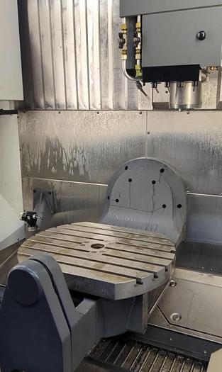 Used 2014 HAAS UMC-750 5-Axis CNC Vertical Machining Center