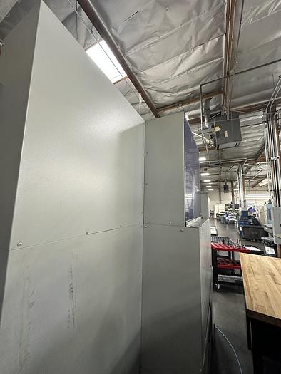 Used 2005 Mori Seiki DuraCenter 5 CNC Vertical Machining Center