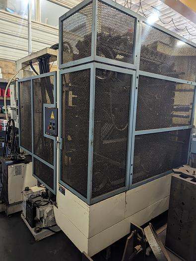 Used 2006 NIIGATA HN-63D CNC HORIZONTAL MACHINING CENTER