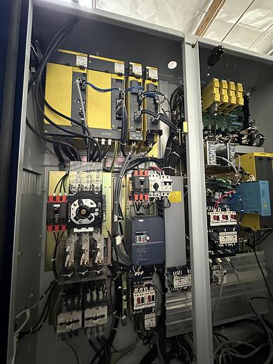 Used 2005 Mori Seiki DuraCenter 5 CNC Vertical Machining Center