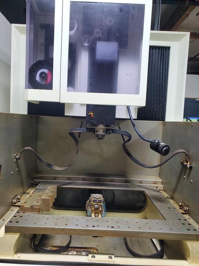 Used 2018 Makino U6 HEAT CNC WIRE EDM with Hyper i Control