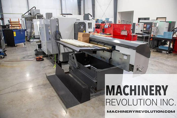 Used 2010 HAAS HAAS ST-20 CNC Lathe Turning Center with BarFeeder / PartsCatcher