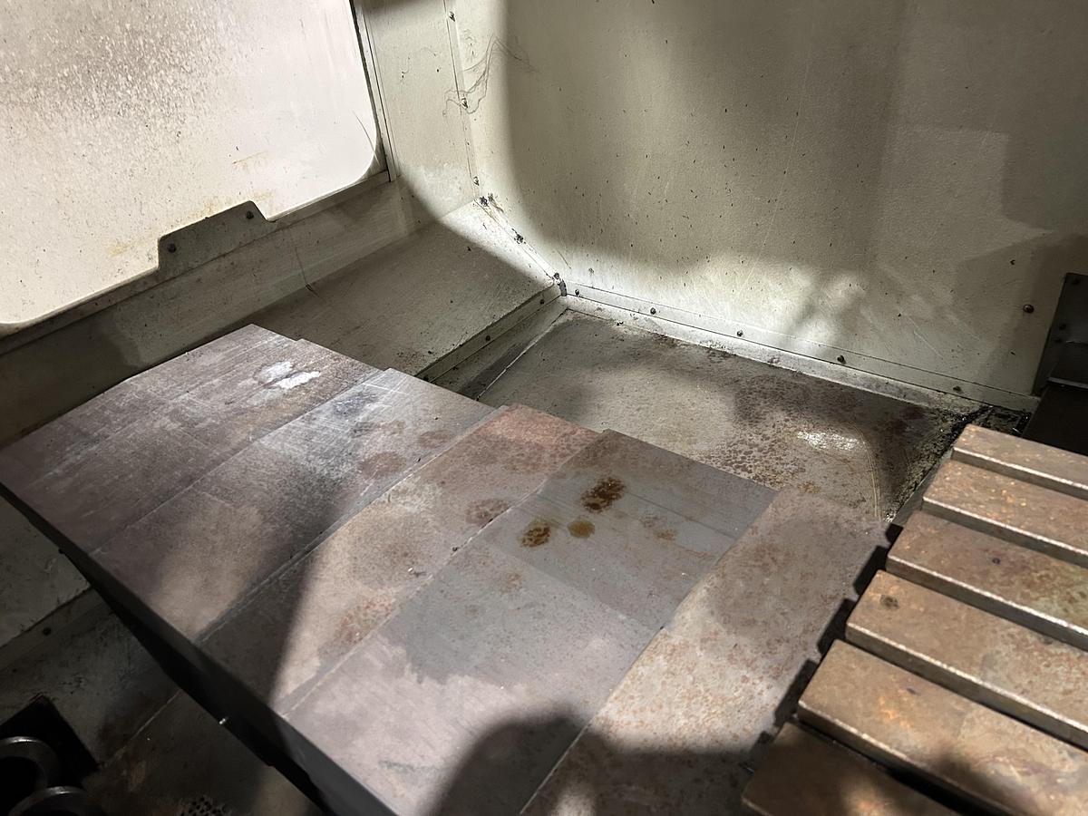 Used 2002 HAAS VF-5 Cat-50 4-Axis Vertical Machining Center