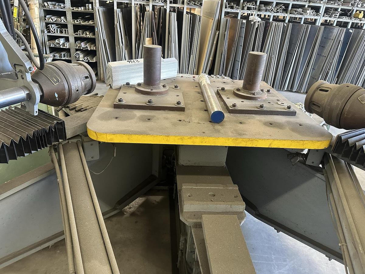 Used Hufford A-8 Stretch Forming Machine