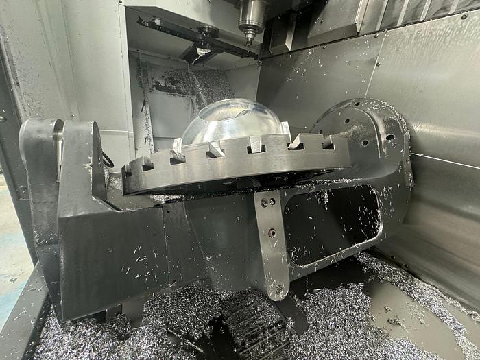 Used 2013 HAAS UMC-750