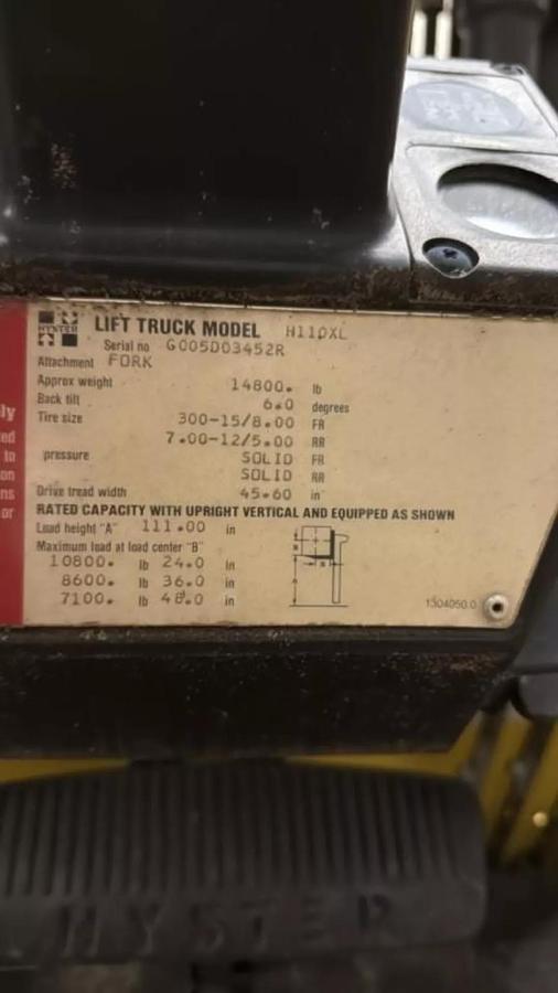 Used HYSTER H110XL 11,000 pound Forklift with 8' Forks
