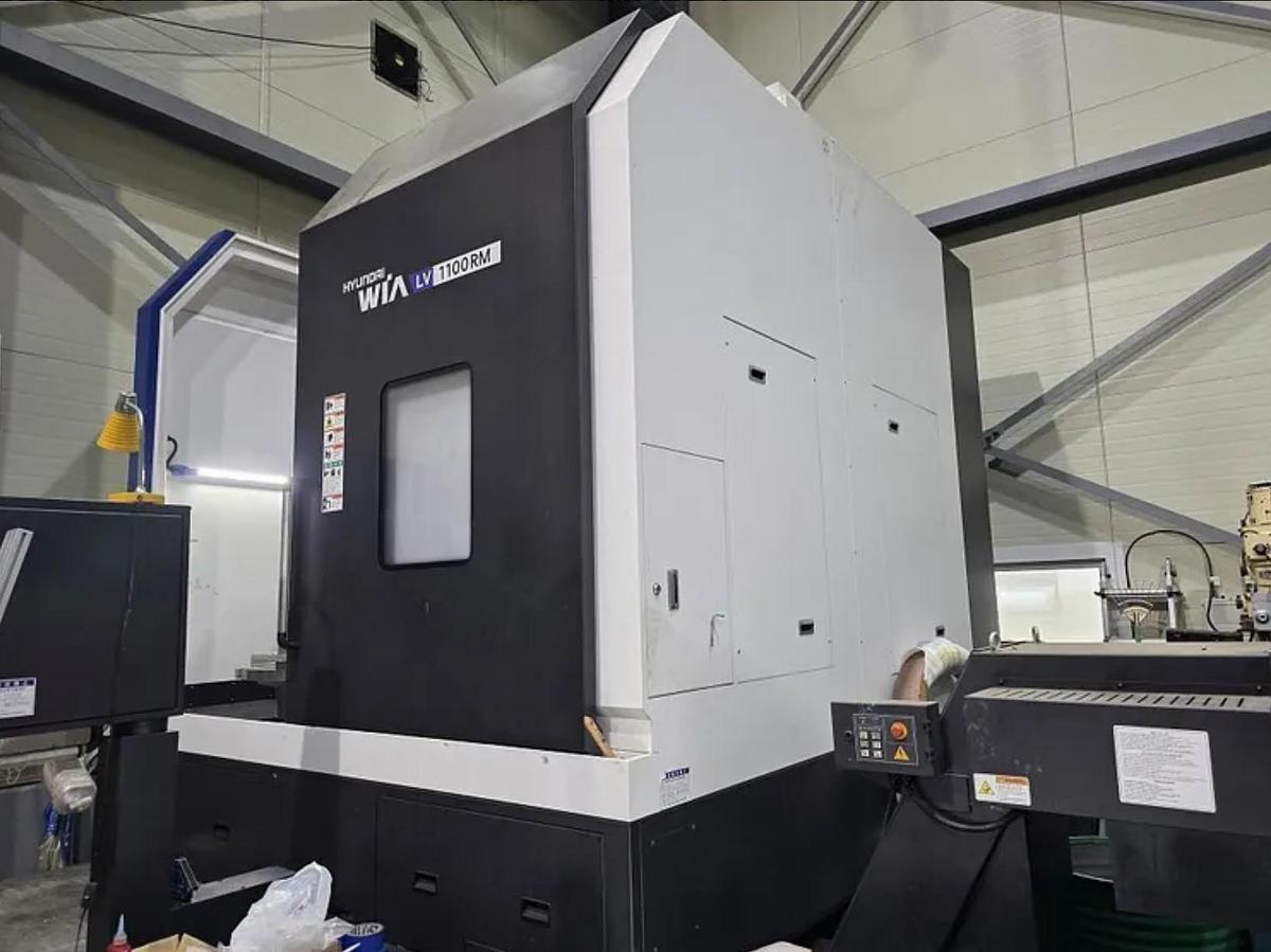 Used 2020 HYUNDAI WIA 1100RM CNC VERTICAL BORING MILL WITH MILLING