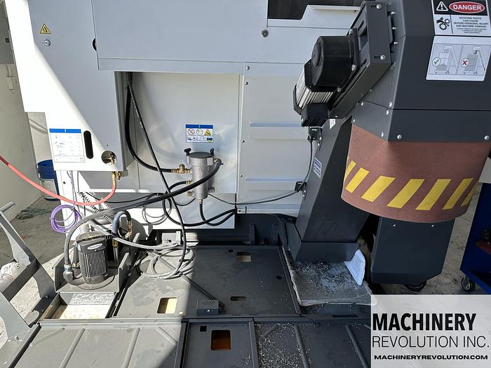 Used 2022 HAAS UMC-500SS Pallet Pool 5-Axis 12,000 RPM Spindle CNC Vertical Machining Center ***Like New 80 Cutting Hours***