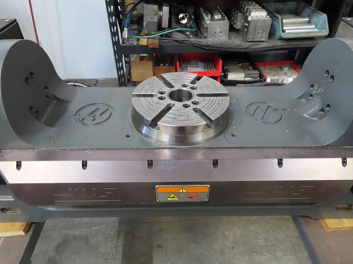 Used 2018 HAAS VF-5SS 5-Axis Vertical Machining Center ***Low Hours***