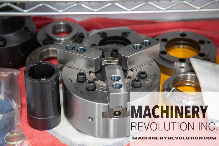 Used 2010 HAAS HAAS ST-20 CNC Lathe Turning Center with BarFeeder / PartsCatcher