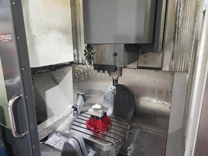 Used 2013 HAAS UMC-750 5-Axis CNC Vertical Machining Center