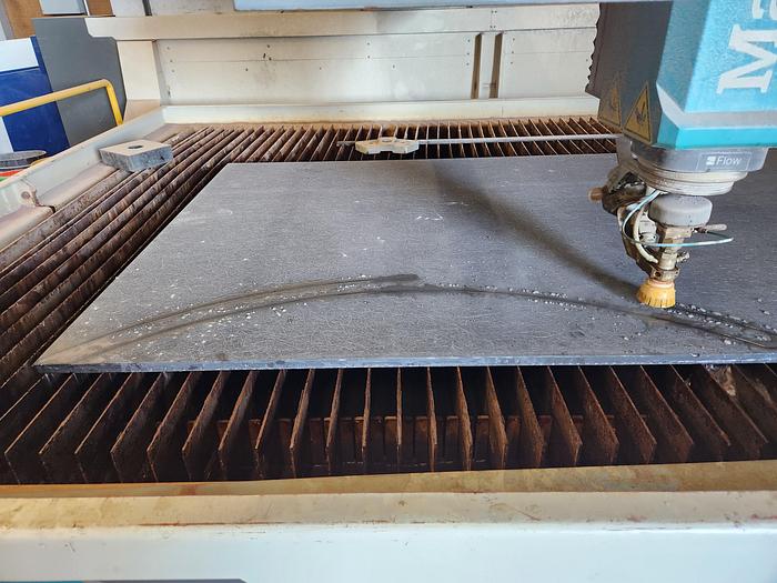 Used 2022 FLOW MACH 200 3020 5-AXIS w/ Pivot+ 3D Cutting Head